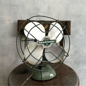 Vintage Seabreeze Mini Fan